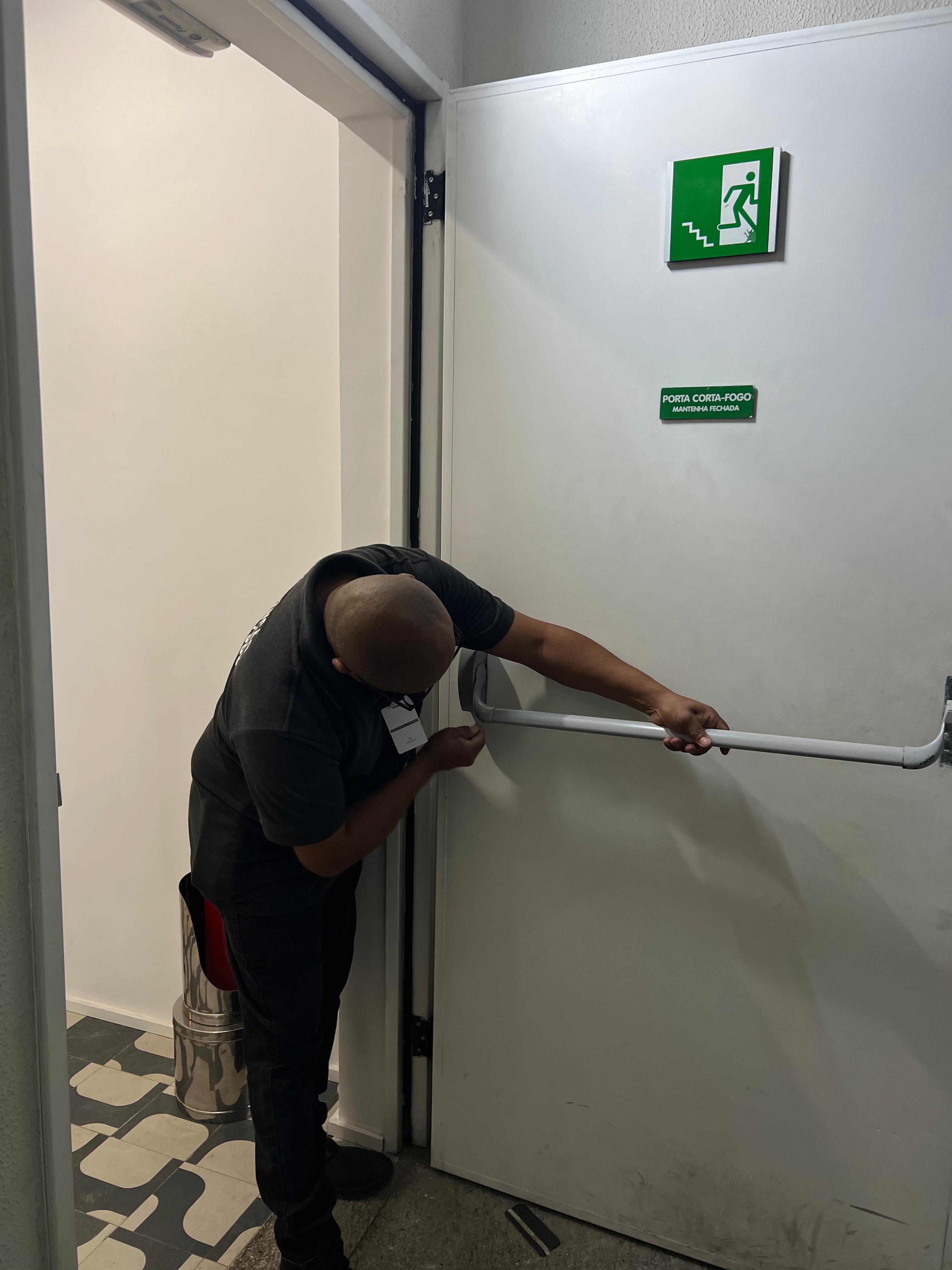 Porta Corta-Fogo Industrial: Segurança e Proteção para Grandes Instalações